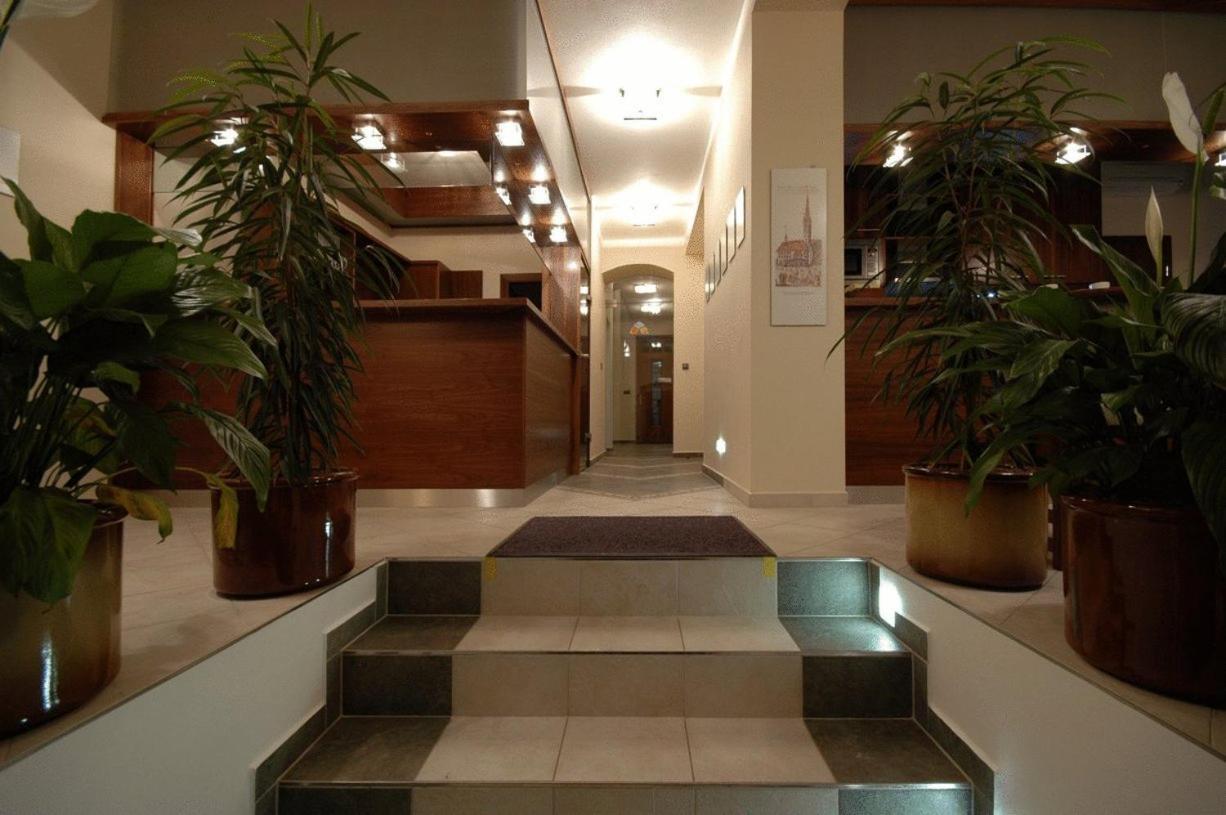 Hotel Penzion Na Hrade Оломоуц Екстер'єр фото