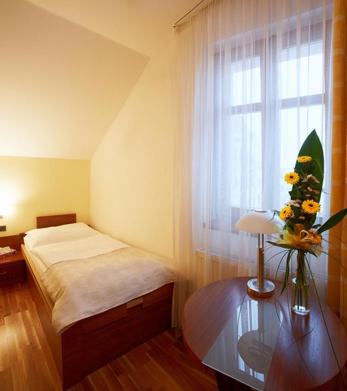 Hotel Penzion Na Hrade Оломоуц Номер фото
