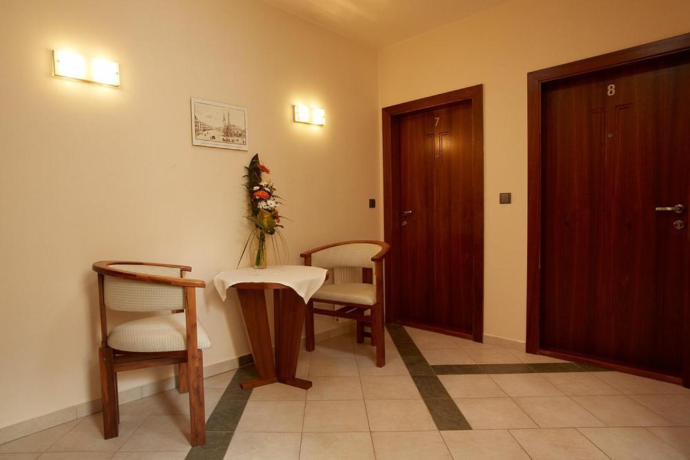 Hotel Penzion Na Hrade Оломоуц Екстер'єр фото