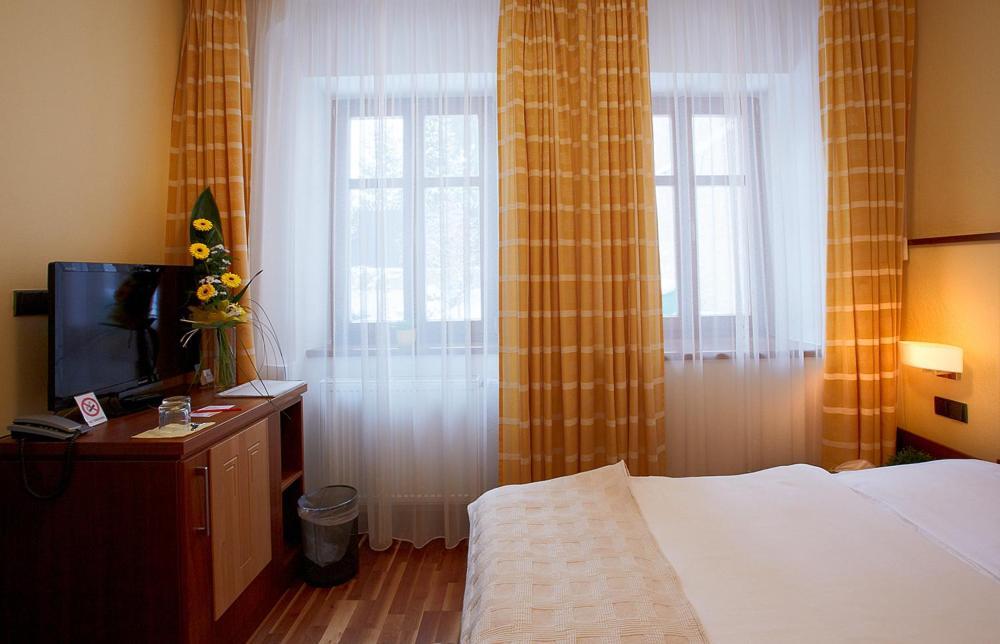 Hotel Penzion Na Hrade Оломоуц Номер фото
